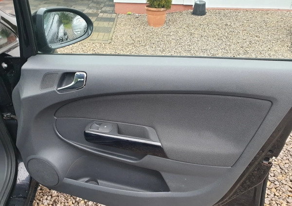 Opel Corsa cena 19999 przebieg: 167000, rok produkcji 2011 z Kleszczele małe 232